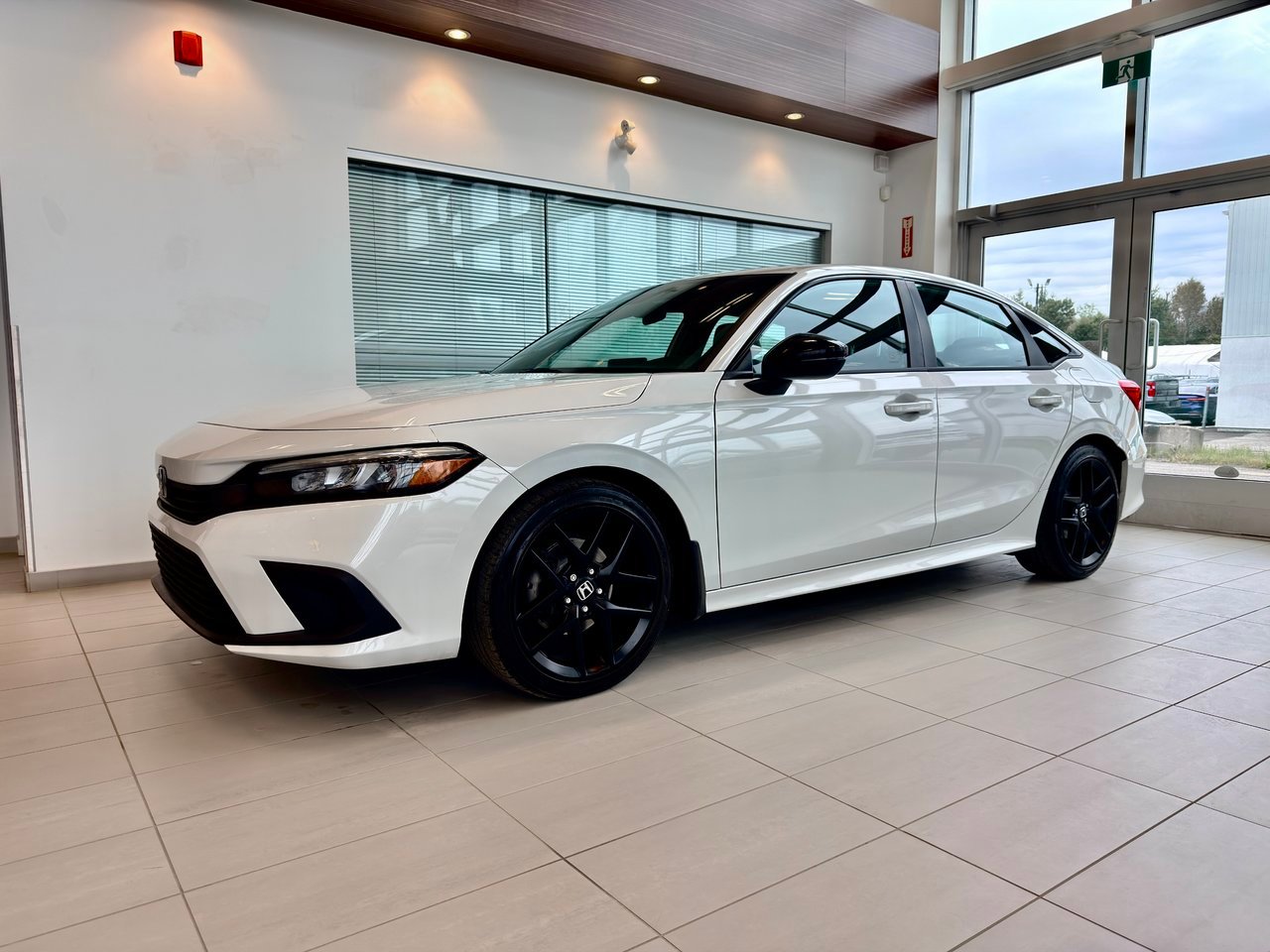 Honda Civic Sedan 2022 Blanc Notre-Dame-des-Prairies - photo #2