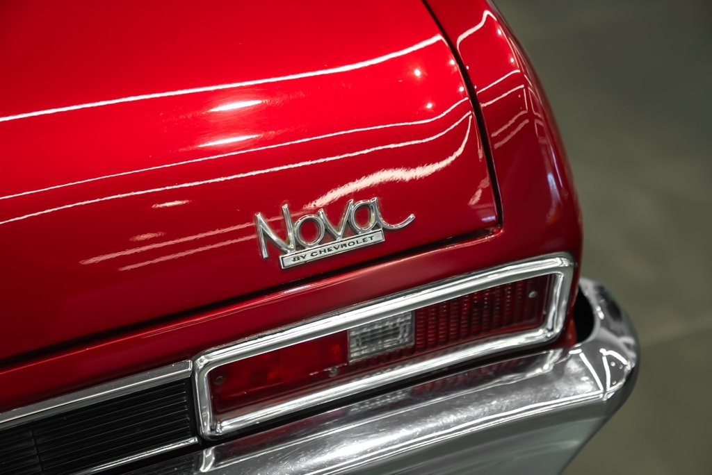 Chevrolet Nova 1972 Rouge Montréal - photo #13
