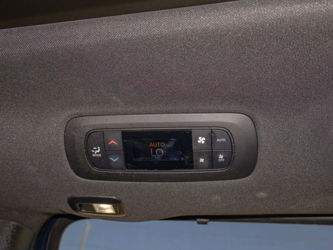 2025 Chrysler Pacifica Limited FWD Blue Sherwood Park - photo #31