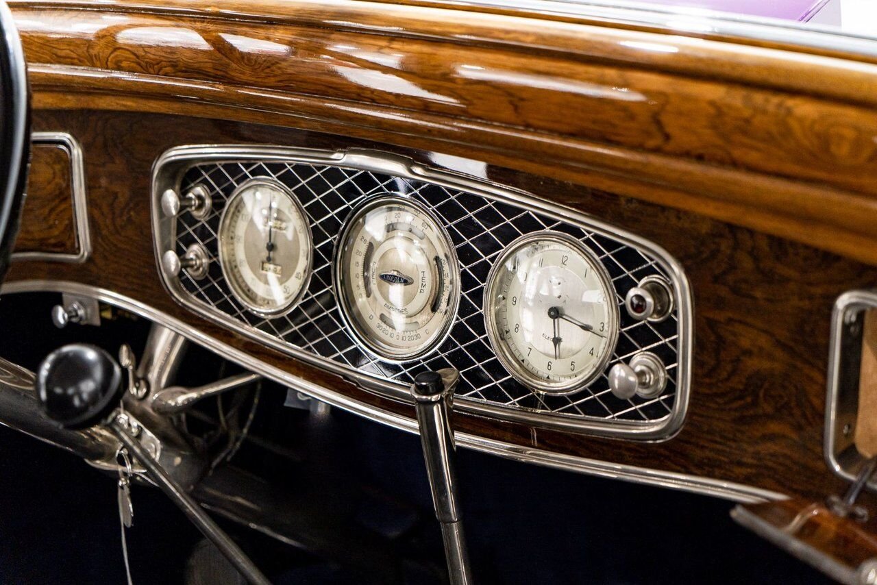 Lincoln KB Victoria Coupe One Of 18 Built, And The Only Known Surviving **PRICE IN USD** 1933 mauve Montréal - photo #62