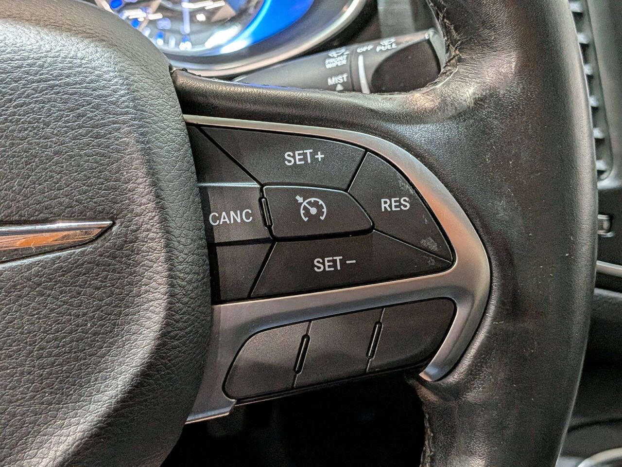 Chrysler 200 4dr Sdn Limited FWD 2016 Bleu Mirabel - photo #15