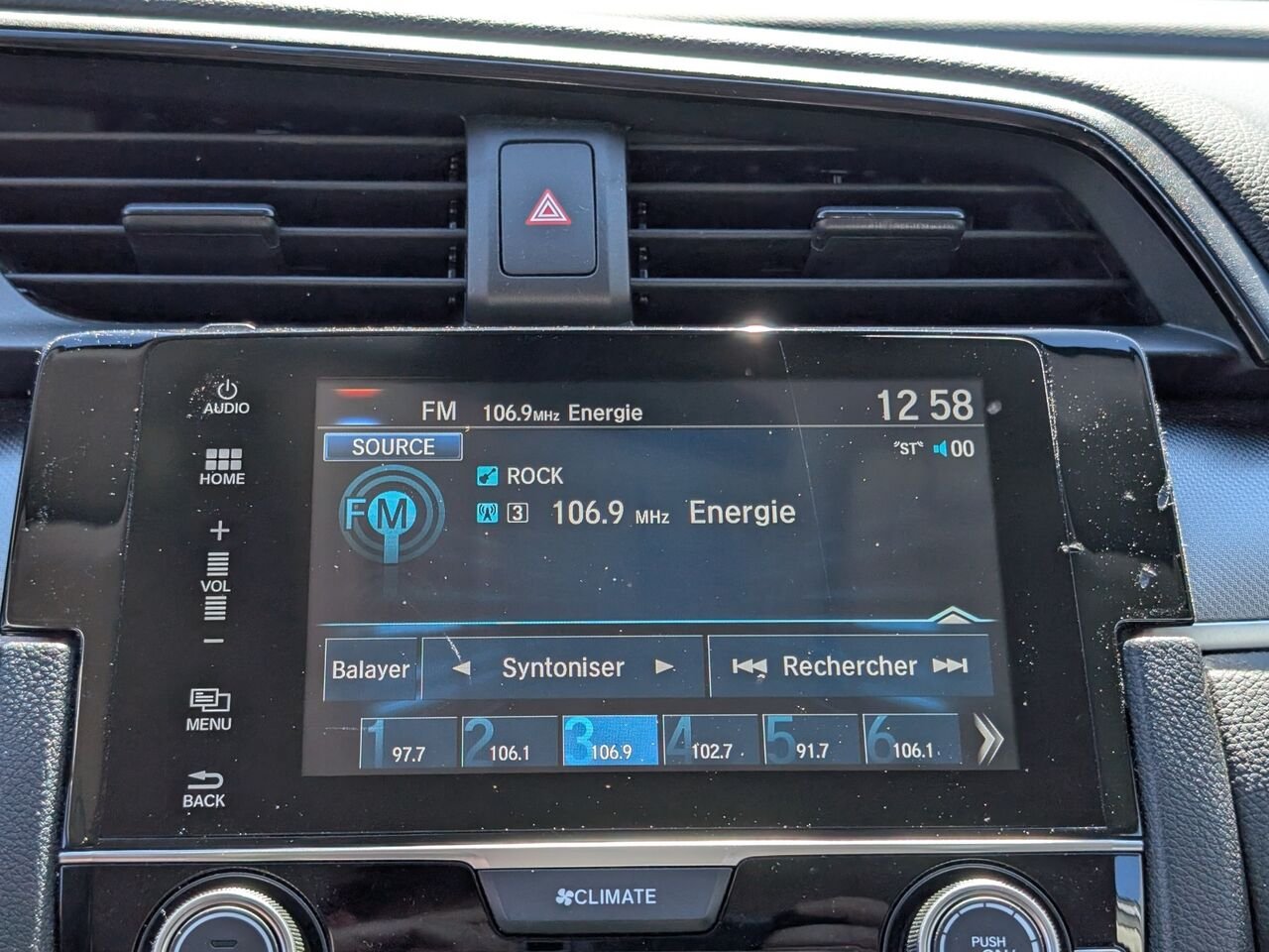 Honda Civic Berline SE/SIÈGES CHAUFFANTS/AC/BLUETOOTH/CAMERA DE RECUL 2018 Gris Sherbrooke - photo #8