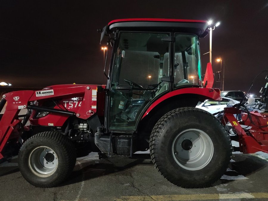 2023 TYM T574H 2023 Red