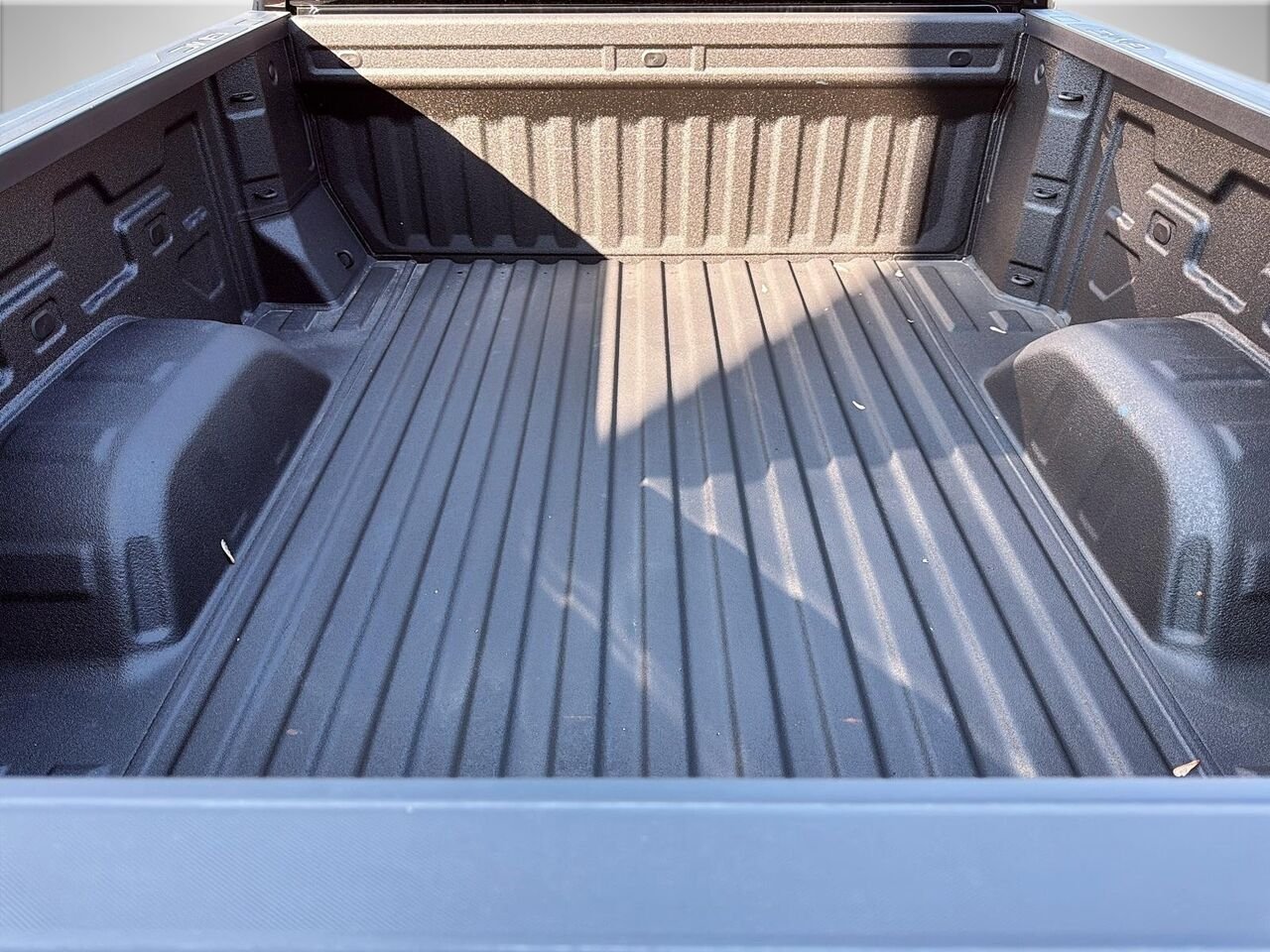 GMC Sierra 1500 Pro cabine multiplace 4RM 157 po 2026 Noir Saint-Hyacinthe - photo #15