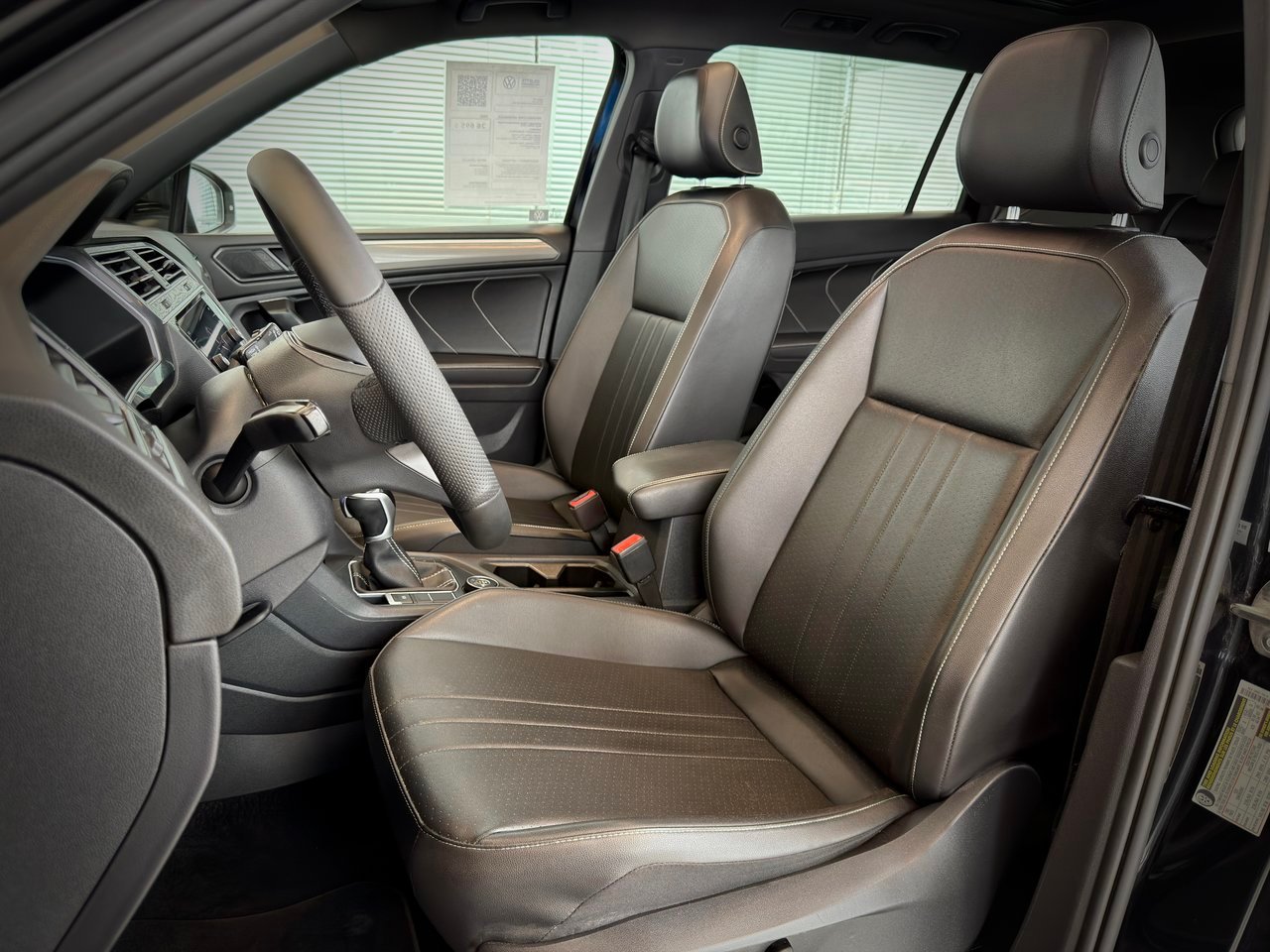2022 Volkswagen Tiguan Black Notre-Dame-des-Prairies - photo #19
