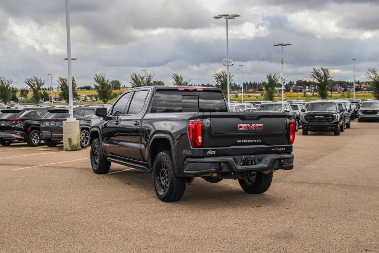 2026 GMC Sierra 1500 4WD Crew Cab 147 AT4X Grey Sherwood Park - photo #5
