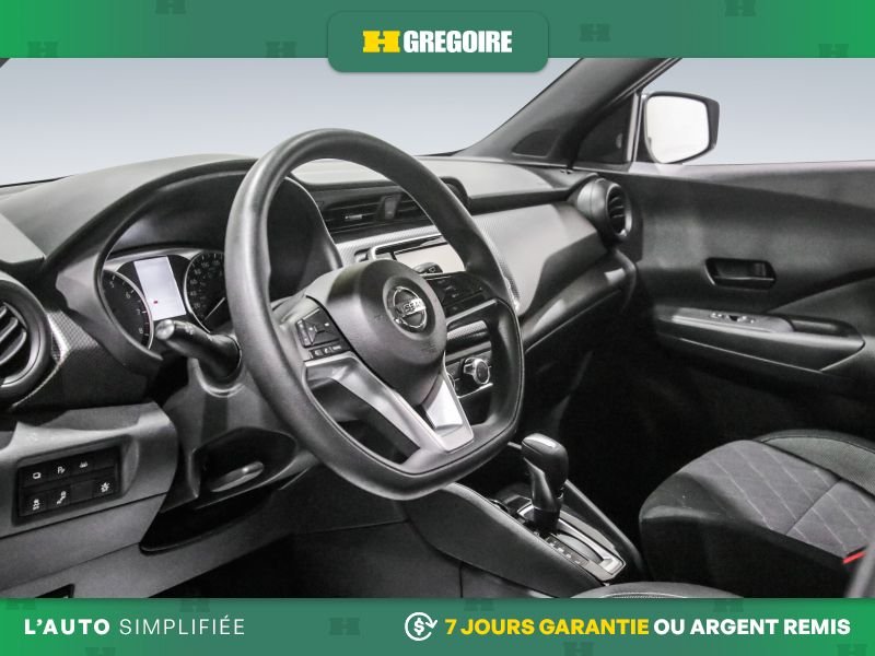 2020 Nissan Kicks Grey Laval - photo #11