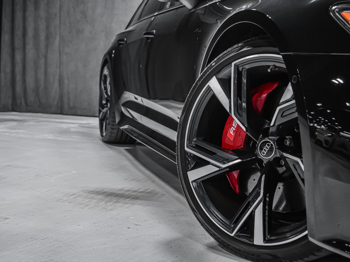 2023 Audi RS 6 Avant Black Montreal - photo #5