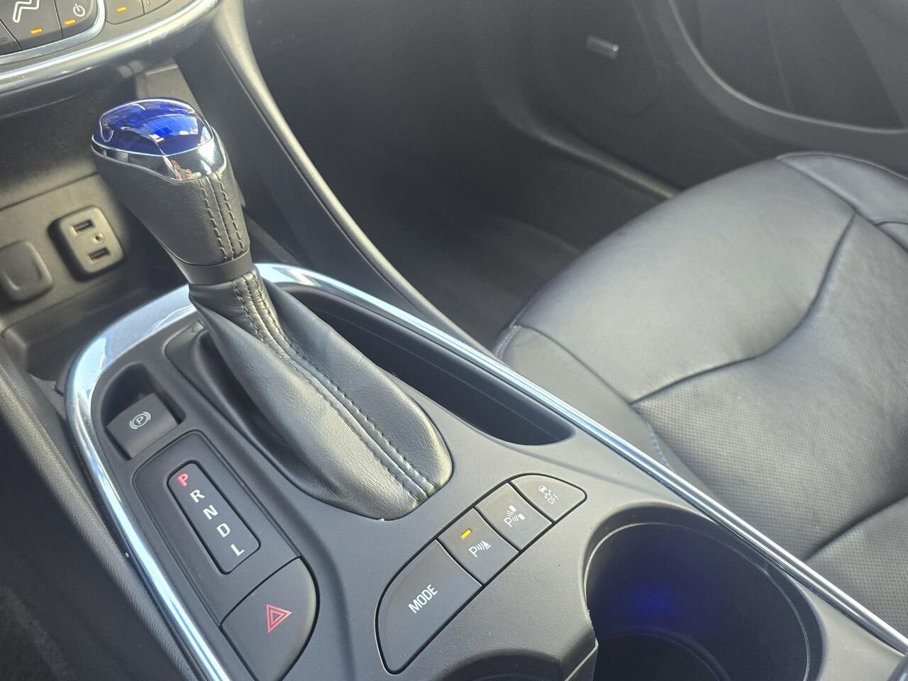 2017 Chevrolet Volt Premier Blue Laval - photo #15