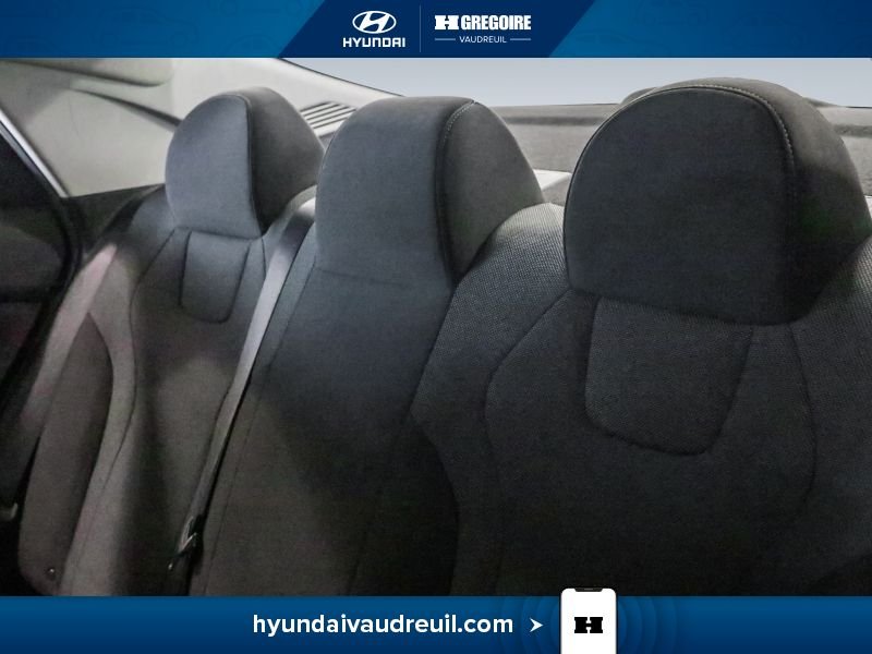 2022 Hyundai Elantra Black Saint-Eustache - photo #18