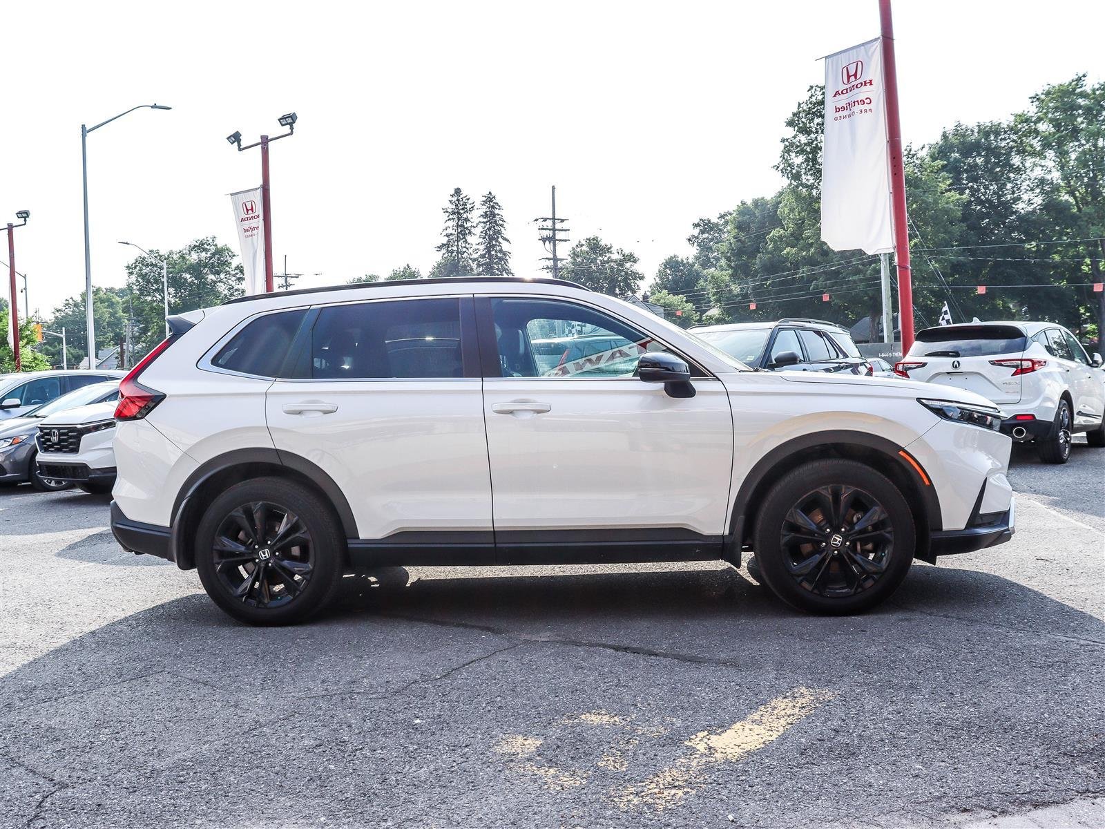2023 Honda CR-V Hybrid Touring Ottawa & Gatineau - photo #2