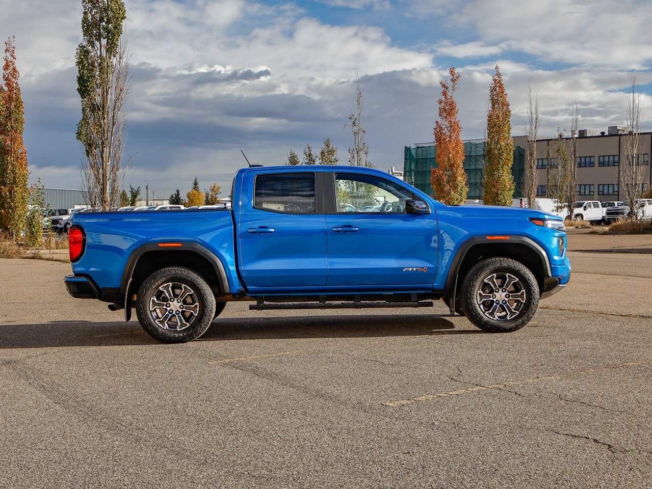 2024 GMC Canyon 4WD Crew Cab AT4 Blue Sherwood Park - photo #13