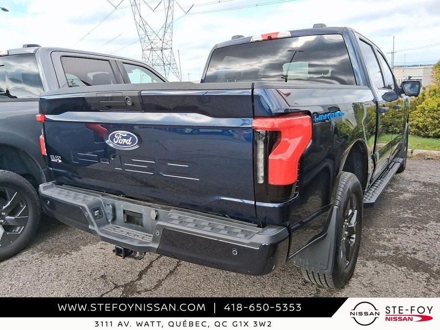 Ford F-150 Lightning XLT STANDARD RANGE XLT cabine SuperCrew 4RM caisse de 5,5 pi 2024 Bleu