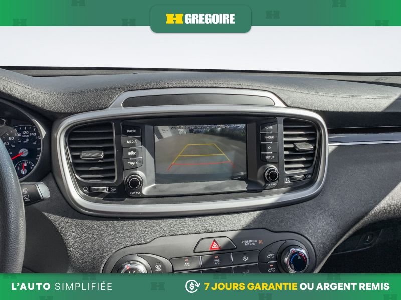 2020 Kia Sorento Grey Laval - photo #17