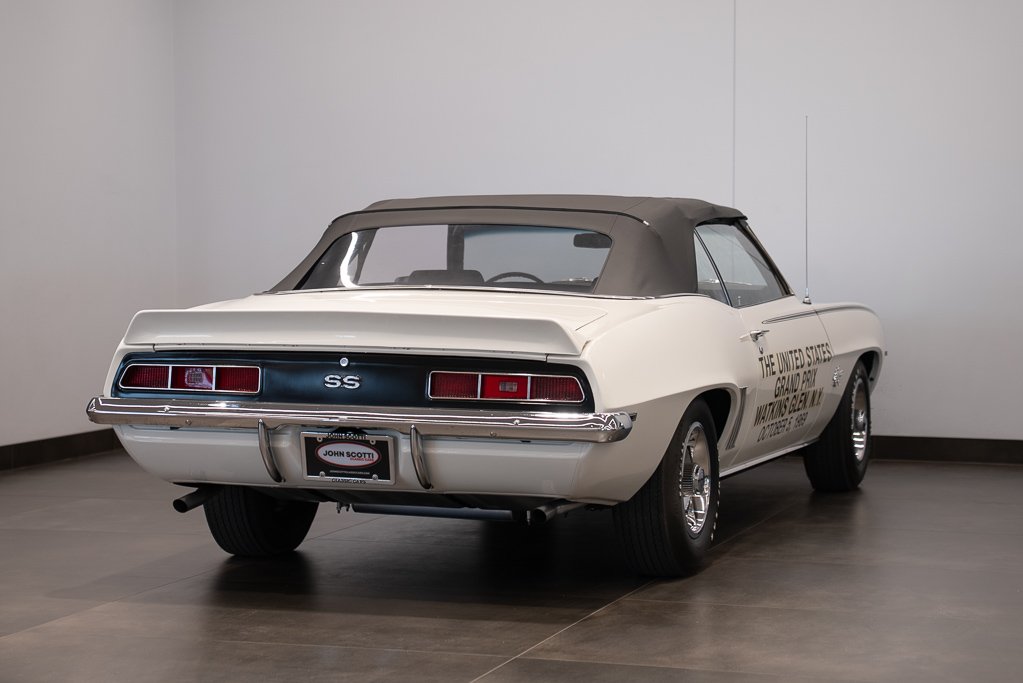 Chevrolet Camaro 1969 Blanc Montréal - photo #11