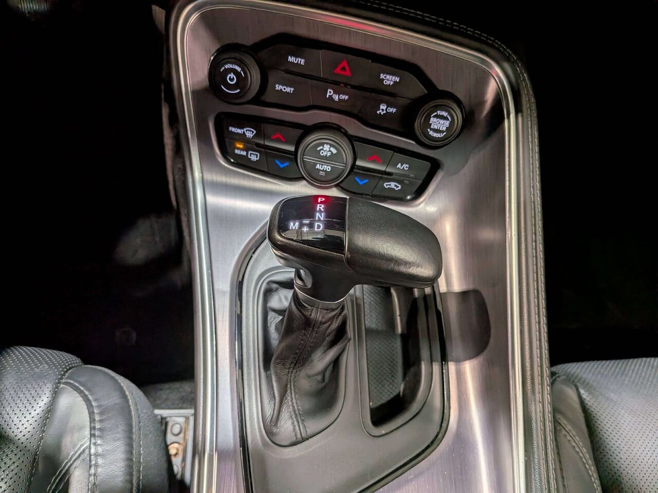 Dodge Challenger 2018 Gris Val-David - photo #26