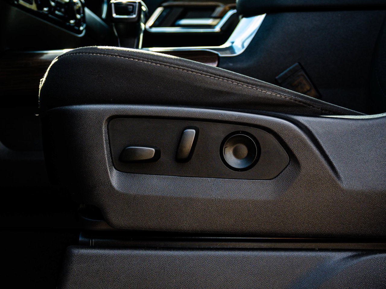 2024 Chevrolet Silverado 1500 4WD Crew Cab 147 RST Black Sherwood Park - photo #19