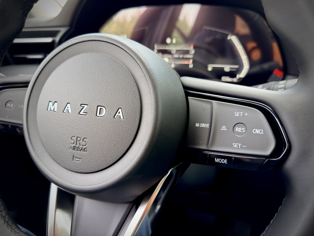 2026 MAZDA CX-5 Jet Black Mica Notre-Dame-des-Prairies - photo #15