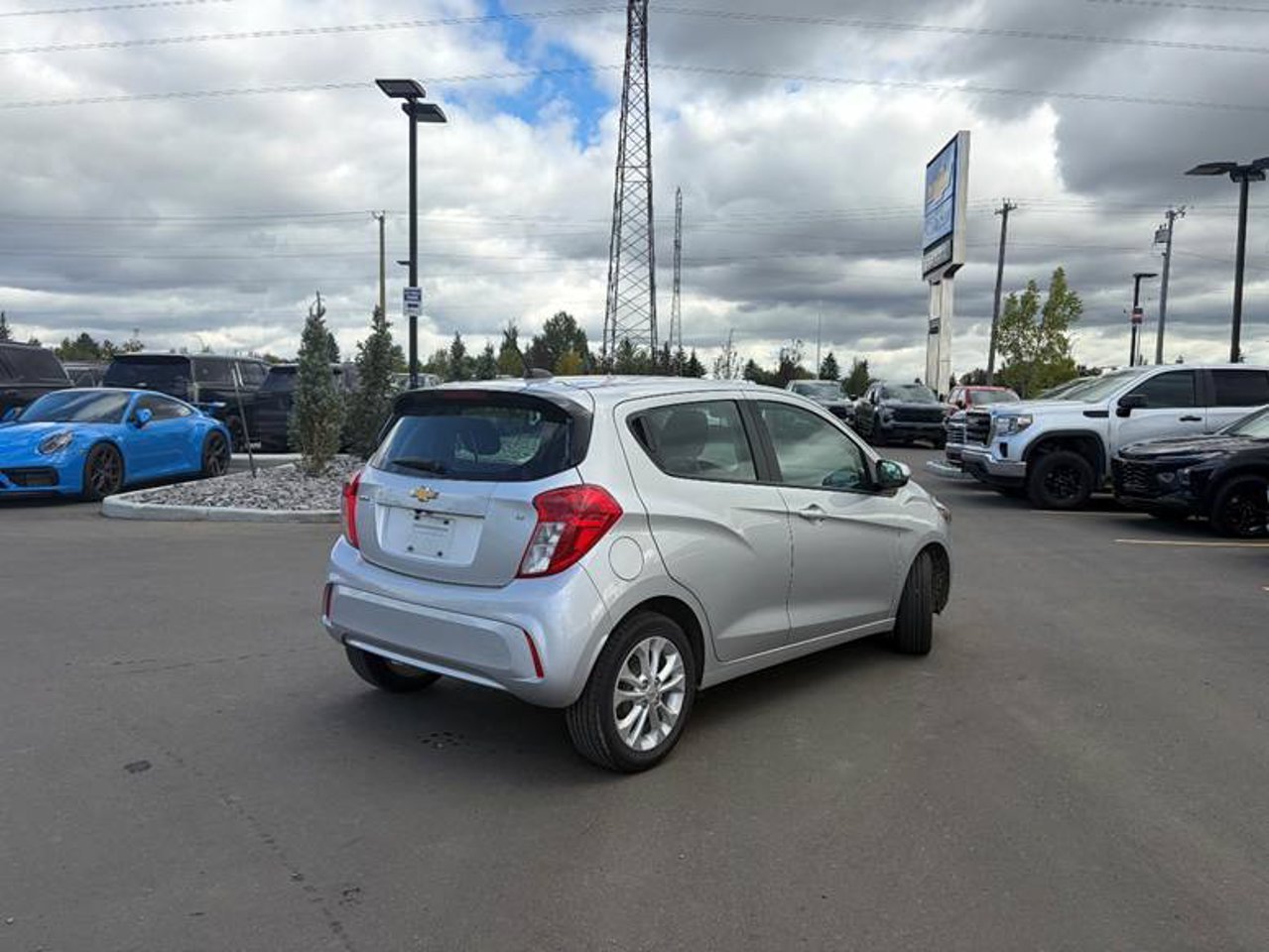 2022 Chevrolet Spark 4dr HB CVT 1LT Grey Sherwood Park - photo #4