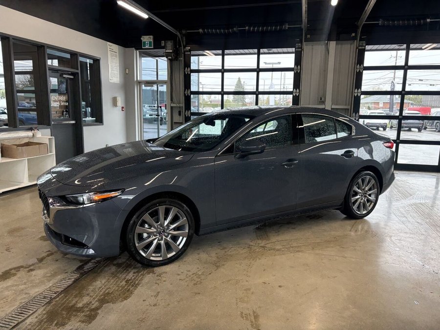 2026 MAZDA Mazda3 2026 Polymetal Grey Metallic