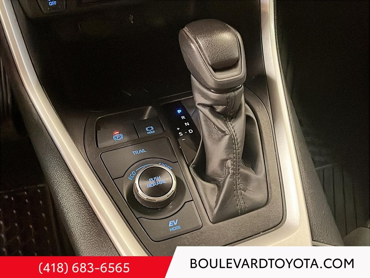 Toyota RAV4 100572A-93 | HYBRIDE XLE, AWD 2022 Gris Québec - photo #18