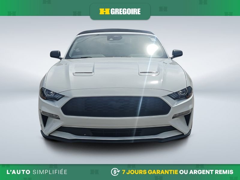 2021 Ford Mustang White Laval - photo #1