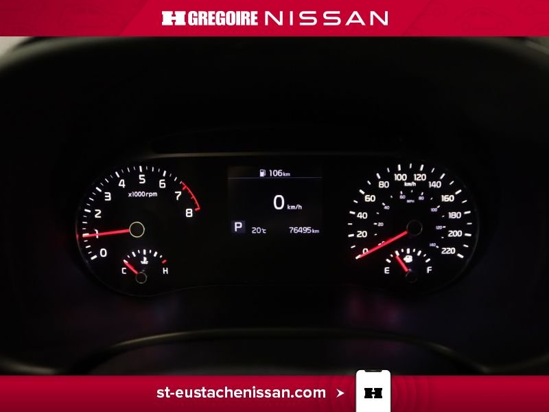 2022 Kia Soul White Laval - photo #16