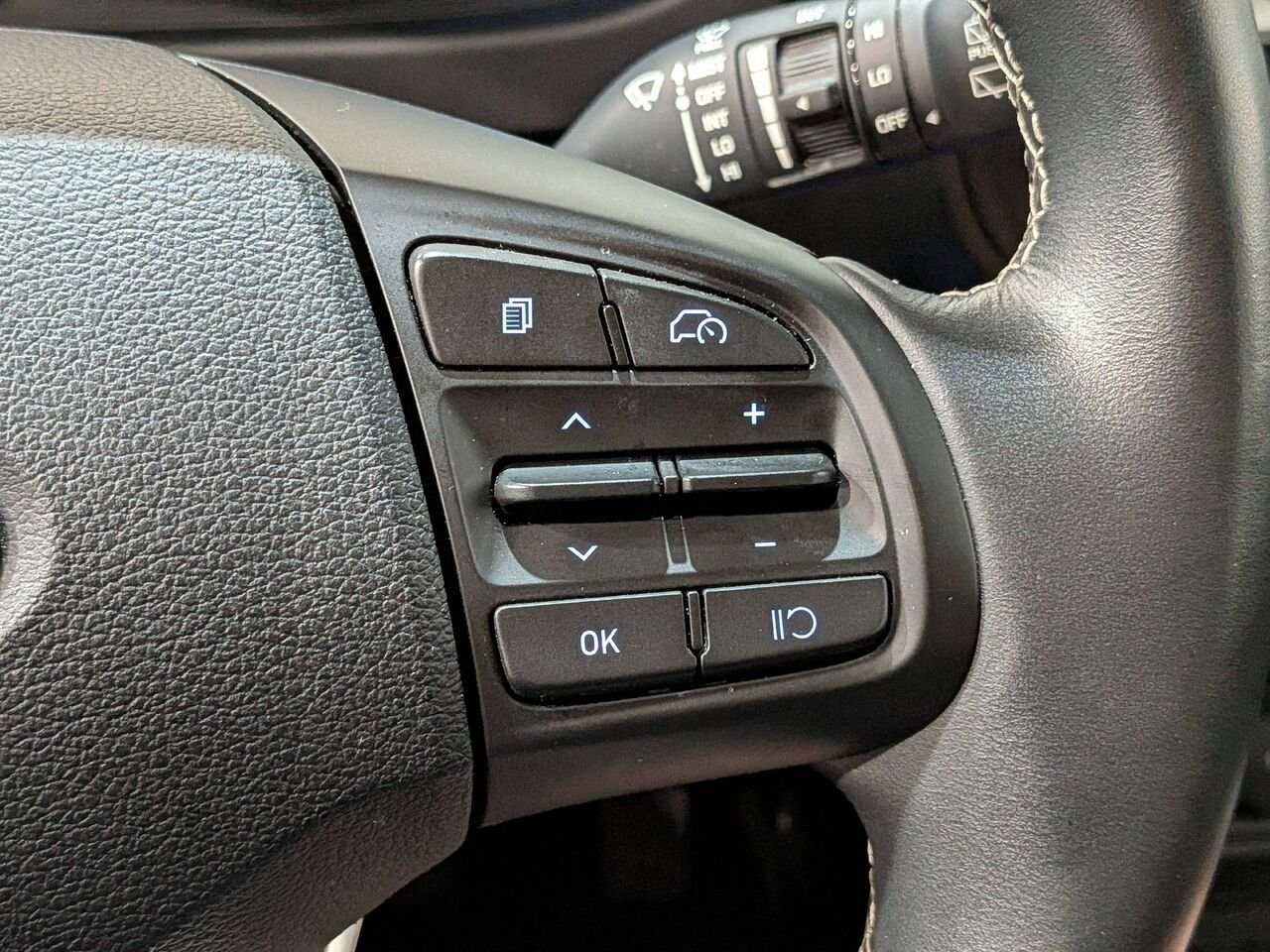 2026 Hyundai Venue Preferred IVT Grey Val-David - photo #15