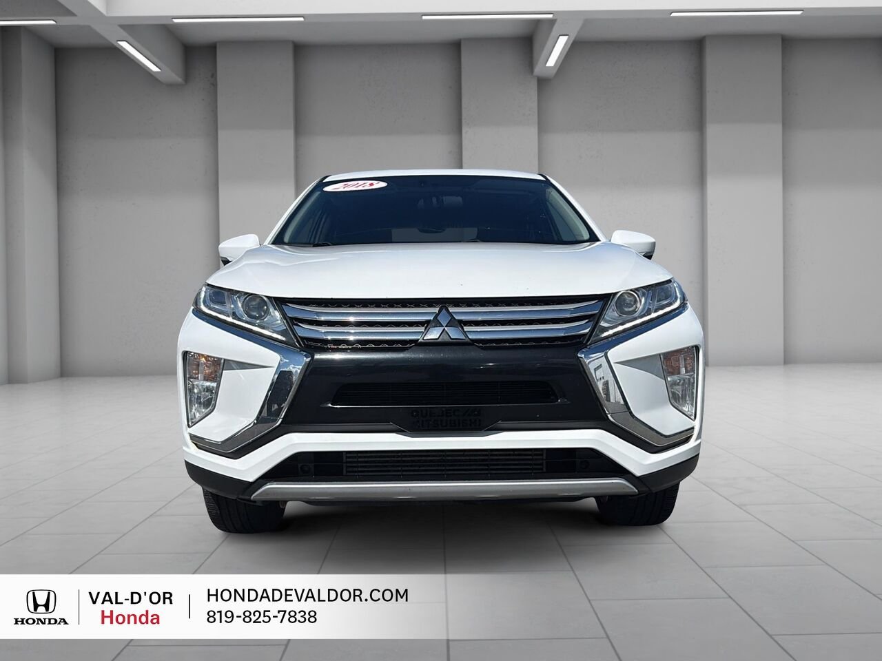 2018 Mitsubishi Eclipse Cross SE S-AWC White Val-d'Or - photo #1