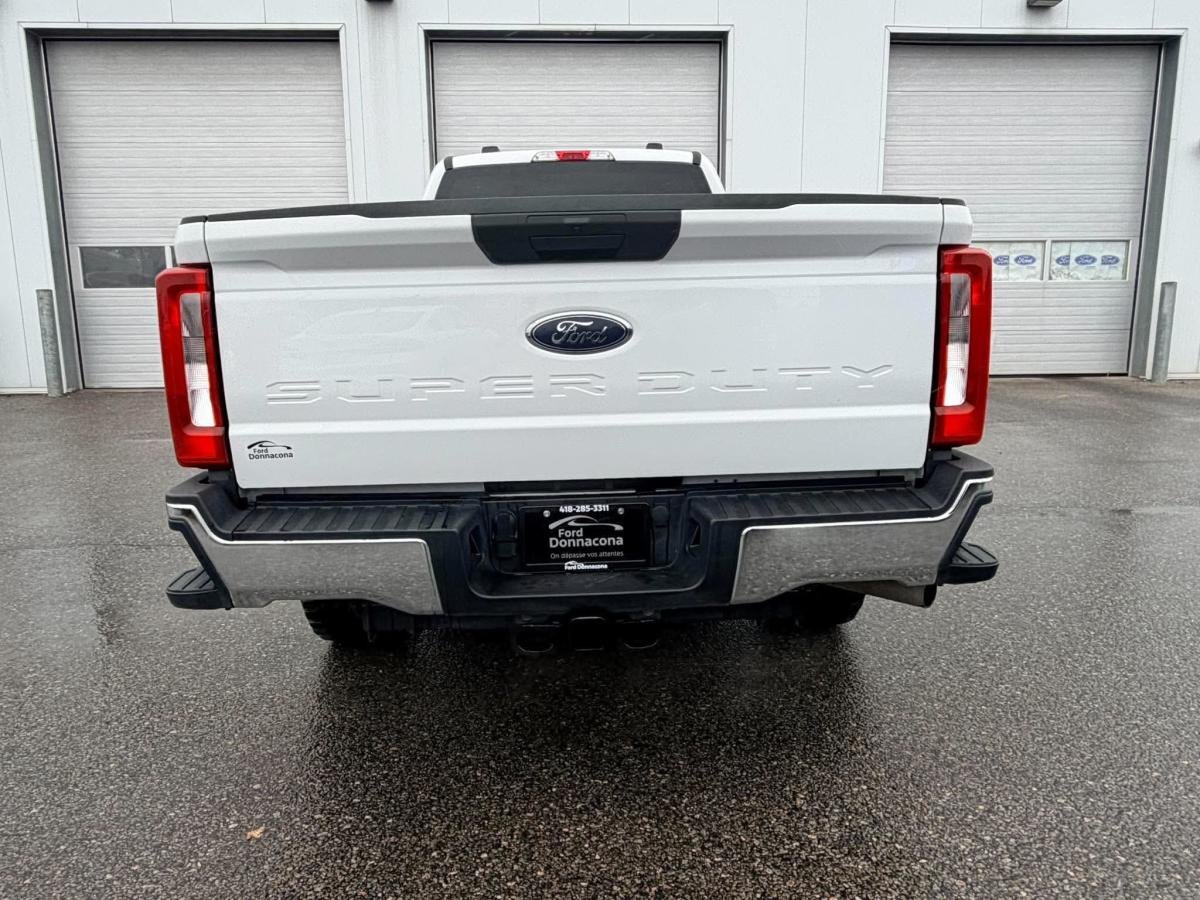 2026 Ford Super Duty F-250 SRW White  - photo #3