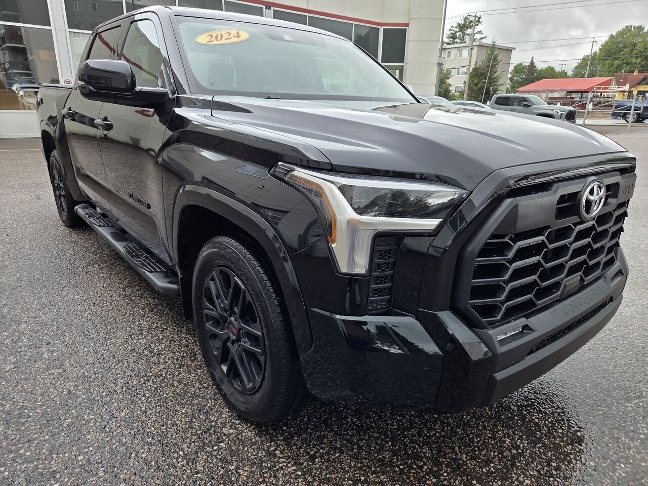 2024 Toyota TUNDRA Black Mont-Laurier - photo #2
