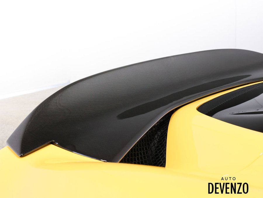 2024 Ferrari 296 GTS 2024 Yellow