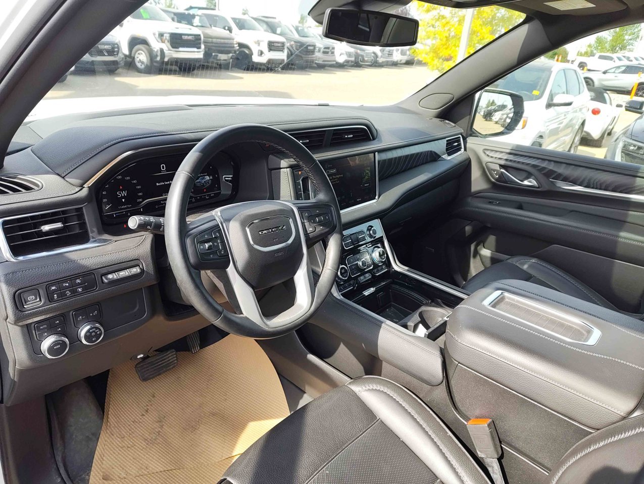 2023 GMC Yukon XL 4WD 4dr Denali White Sherwood Park - photo #6