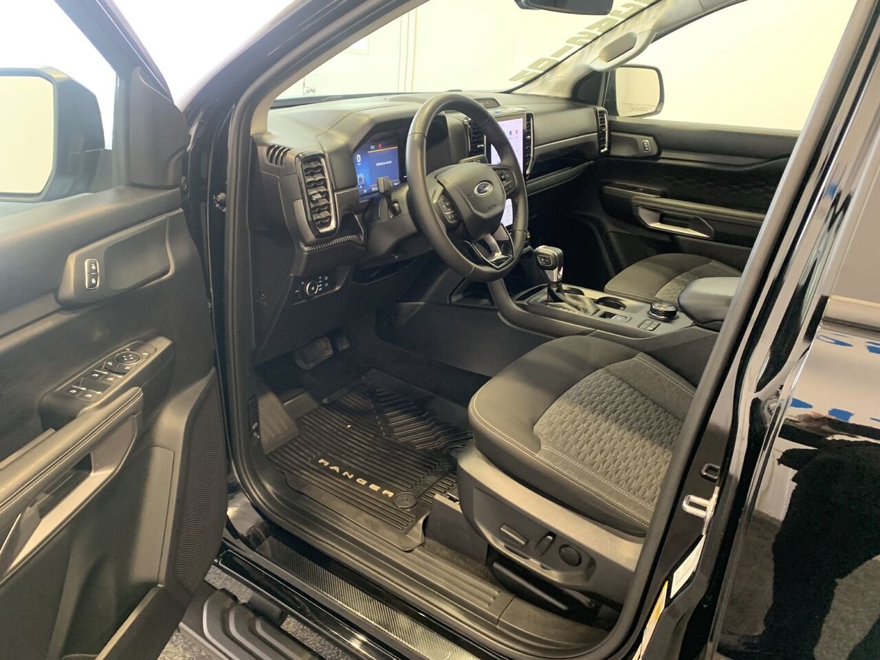 2024 Ford Ranger XLT SUPERCREW Black Saint-Eustache - photo #32