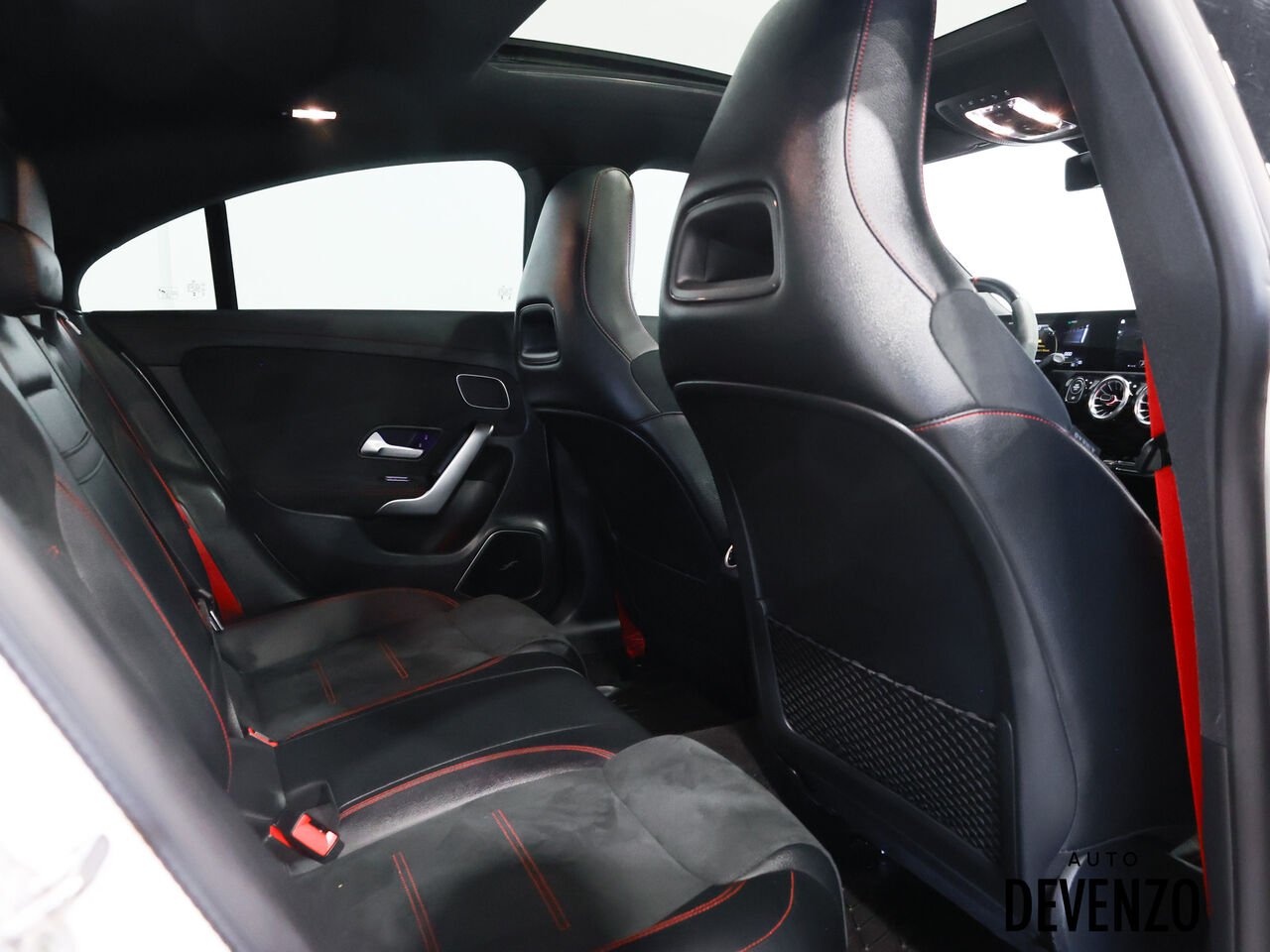 Mercedes-Benz CLA 2023 Blanc Saint-Eustache - photo #8