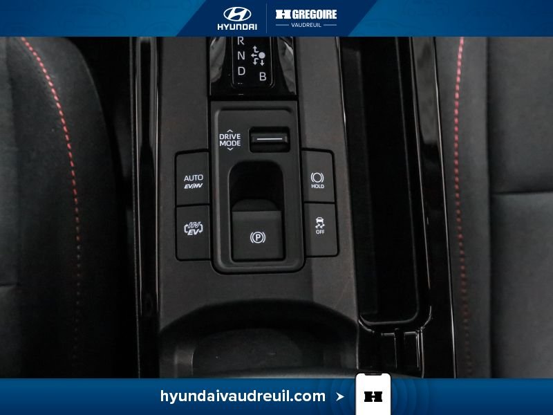 2026 Toyota Prius Silver Laval - photo #27