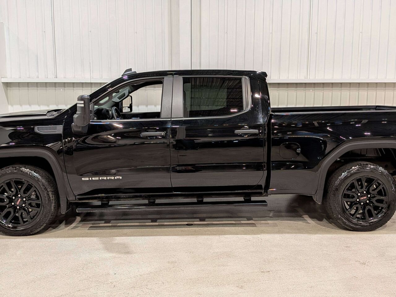 2024 GMC Sierra 1500 4WD Crew Cab 157" Pro Black Val-David - photo #4