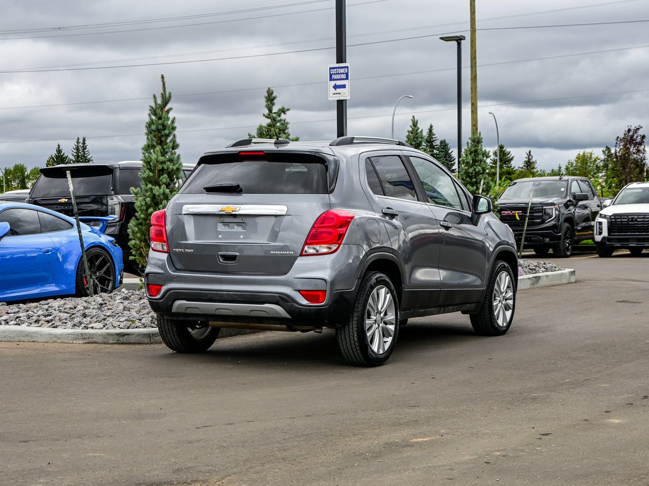 2020 Chevrolet Trax AWD 4dr Premier Grey Sherwood Park - photo #12