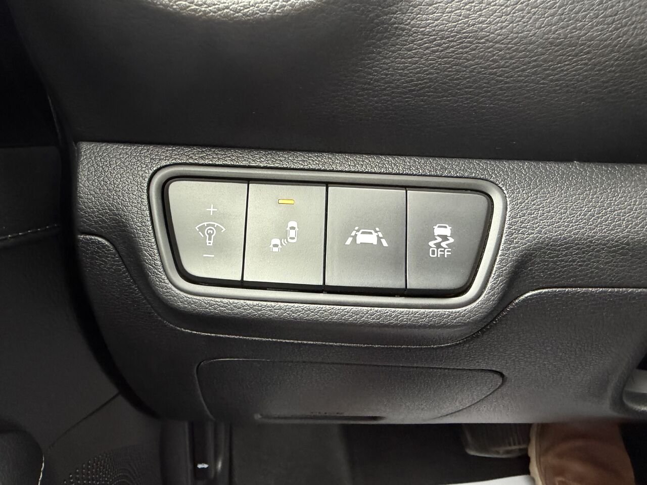 Kia Forte 2020 Rouge Thetford Mines - photo #14