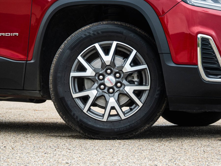 2023 GMC Acadia SLE AWD 7 Passenger | Heated Seats Red