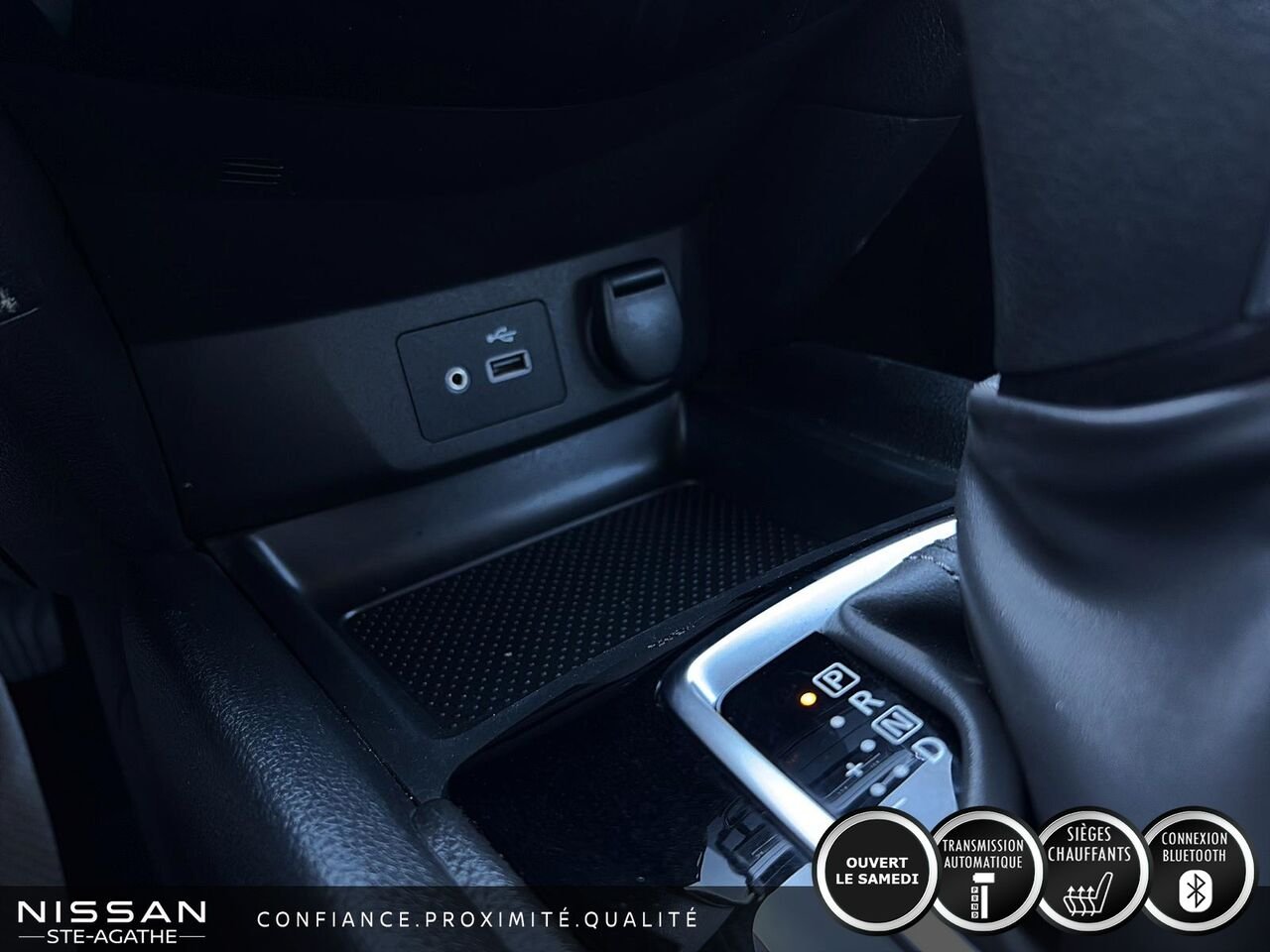 Nissan Qashqai S TI | AUTOMATIQUE | GROUPE COMMODITÉ | UN SEUL PROPRIÉTAIRE 2019 Gris Saint-Jérôme - photo #19