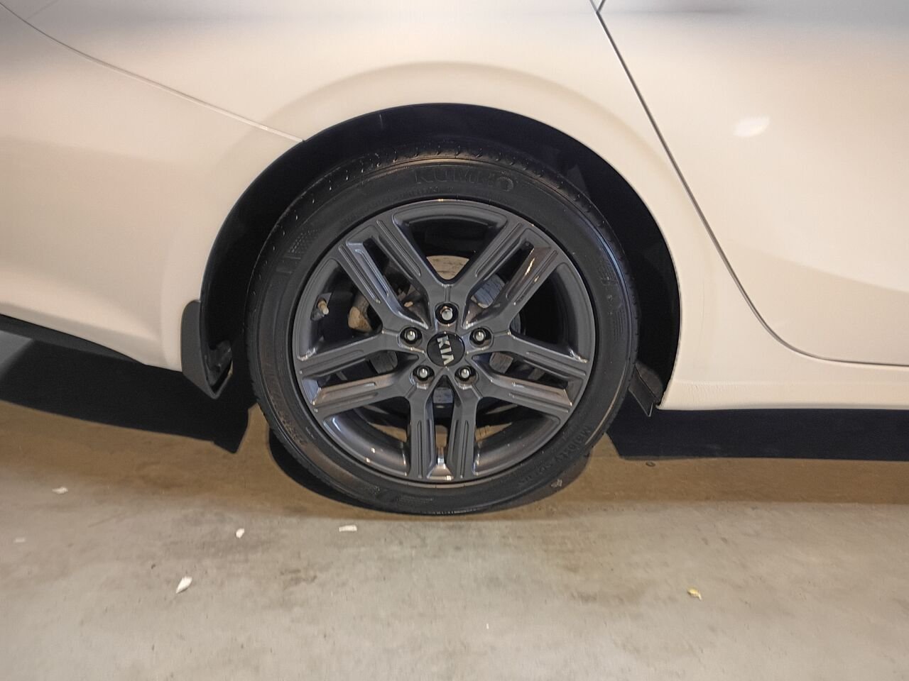 2021 Kia Forte White Blainville - photo #6