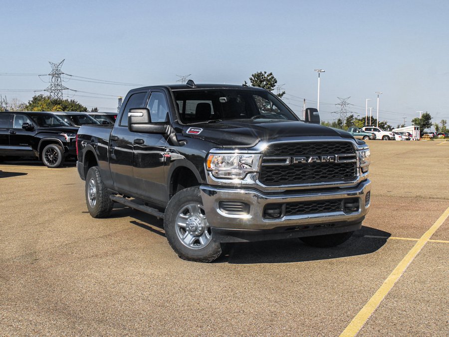 2024 Ram 3500 Tradesman Level 2 6.7L Diesel | AISIN Transmission | 5.0 Touchscreen Display Grey