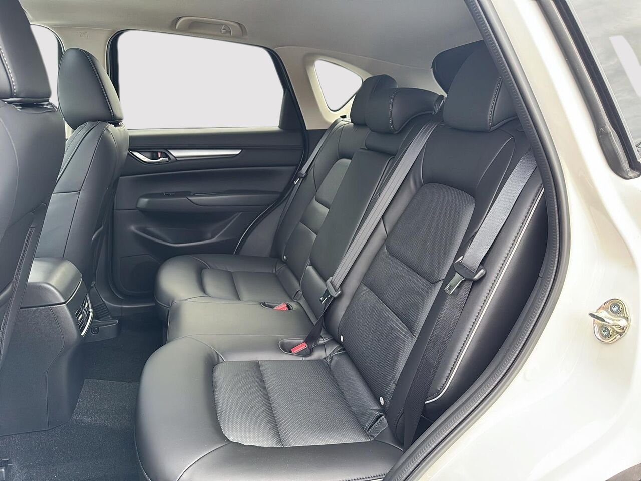 Mazda CX-5 2025 Blanc Rouyn-Noranda - photo #8
