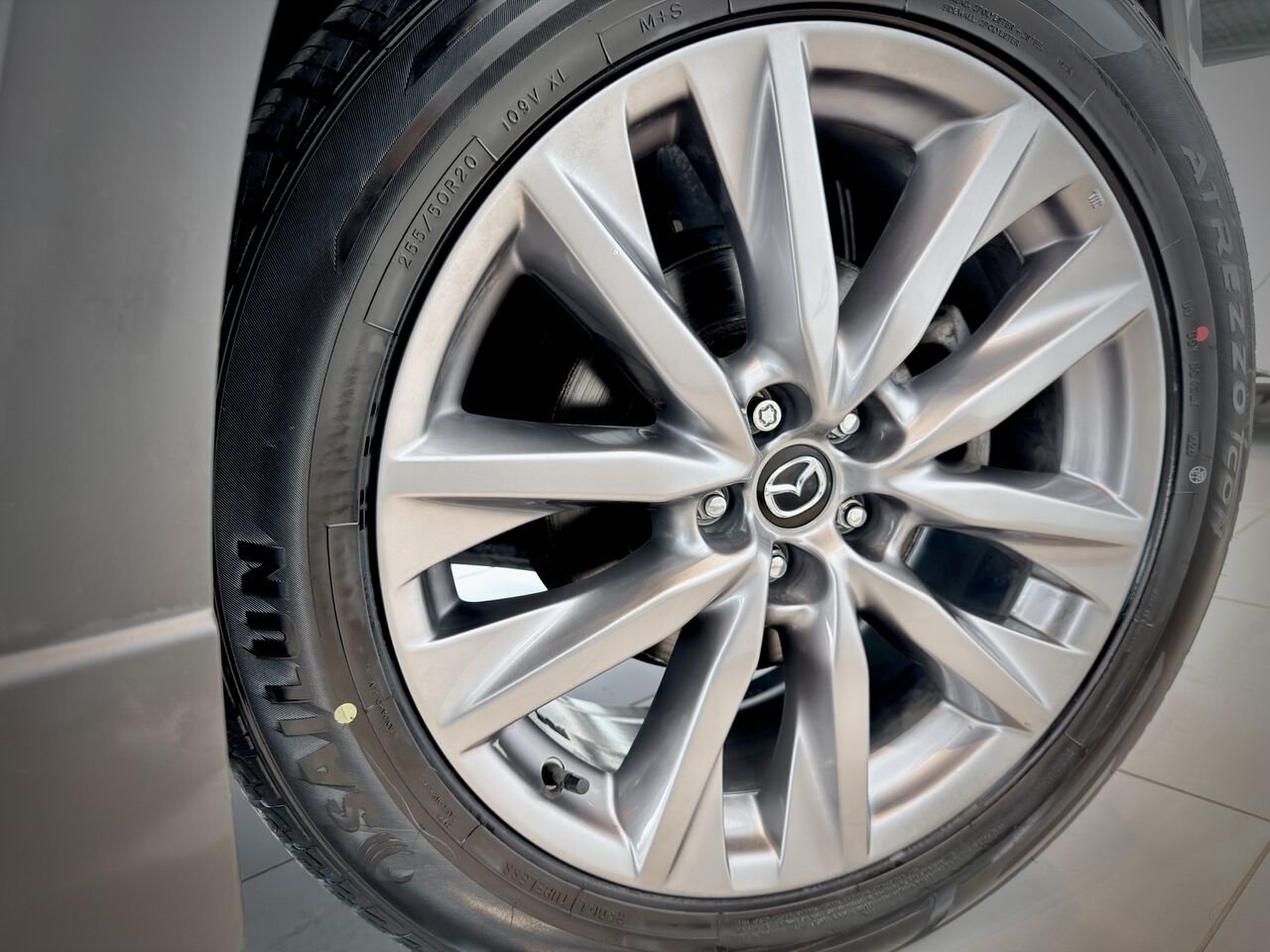 Mazda CX-9 2023 Argent Notre-Dame-des-Prairies - photo #14