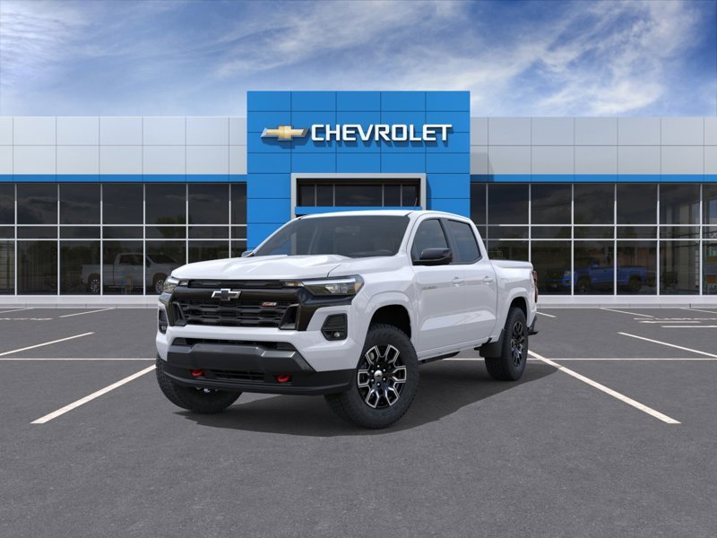 CHEVROLET Colorado COLORADO 4WD CREW CAB Z71 SHORT BOX (4Z7) 2026 BLANC SOMMET Mont-Laurier - photo #0