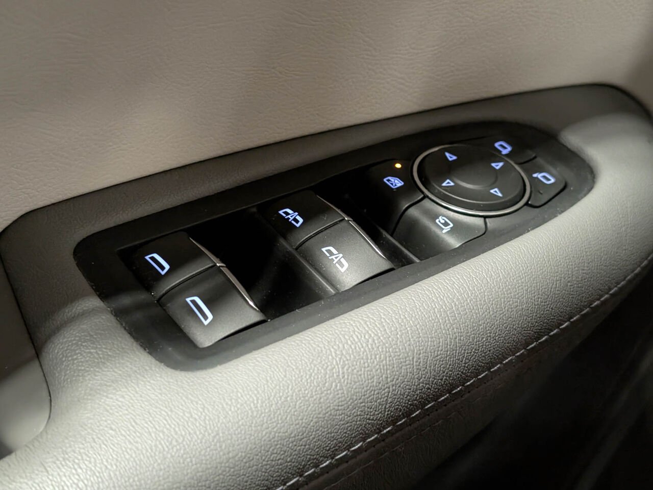 CADILLAC XT5 LUXURY Bas Kilométrage 8 Pneus 2019 Rouge Sherbrooke - photo #21