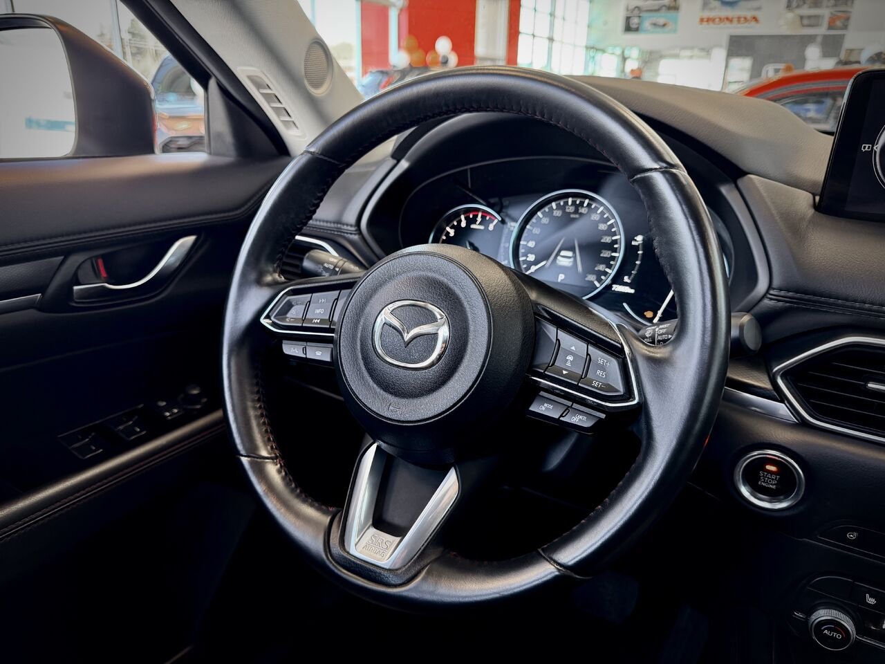 2022 Mazda CX-5 Black Notre-Dame-des-Prairies - photo #21
