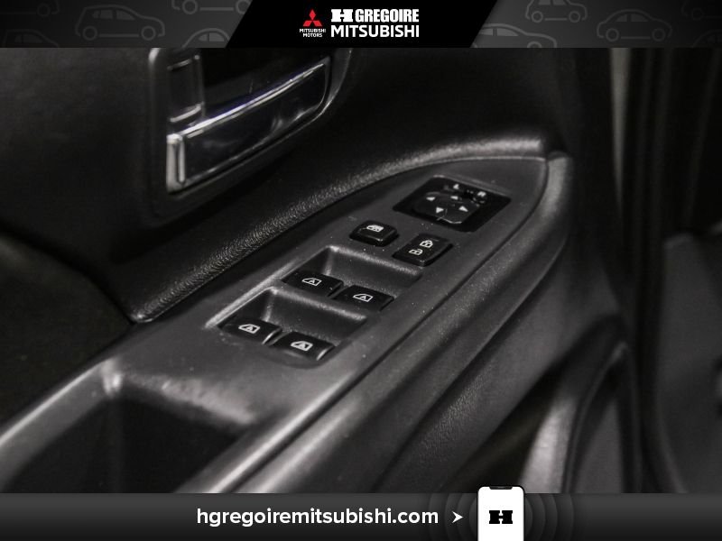 2020 Mitsubishi Outlander Grey Saint-Eustache - photo #12