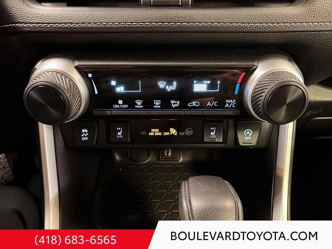 Toyota RAV4 531713-108 | LE 2024 Noir Québec - photo #25
